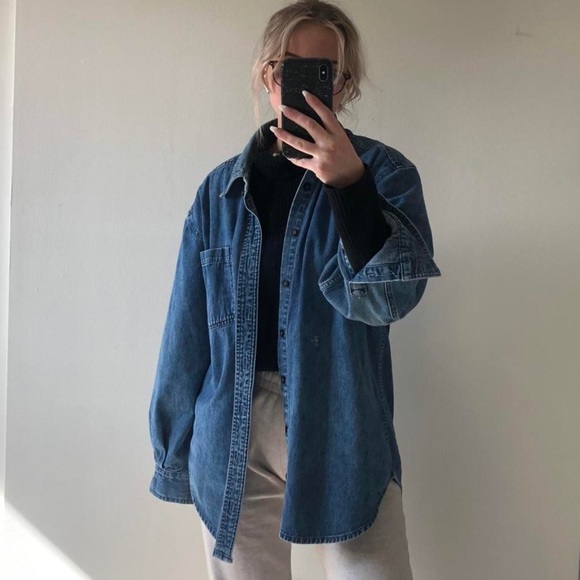 Jean jacket - Picture 1 of 4